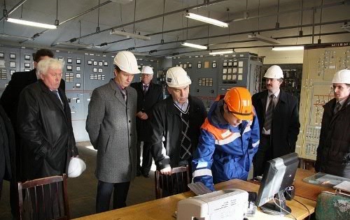 Комиссия пришла к выводу, что при работе в каске вредное воздействие ПК снижается в несколько раз